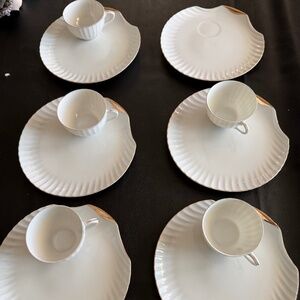 Vintage Crown Staffordshire Fine Bone China Shell Snack Set with Gold Trim